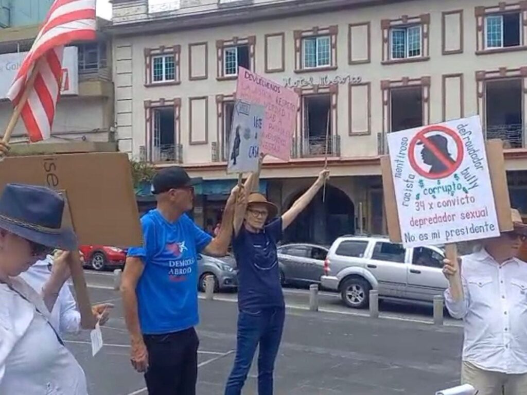 Desde Veracruz, norteamericanos rechazan políticas de Trump