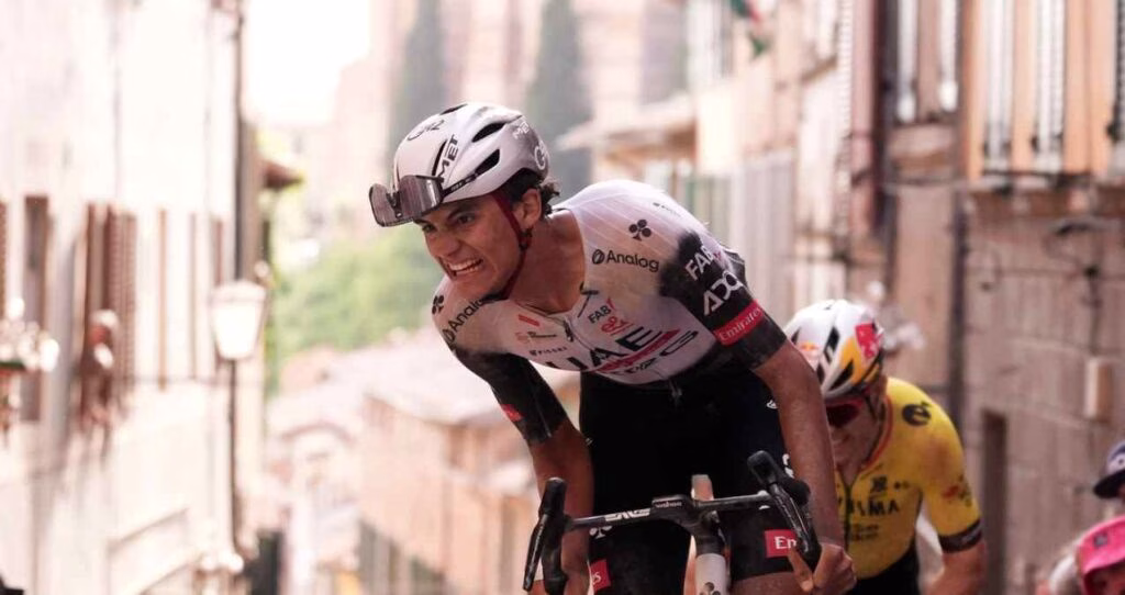 Vuelve Isaac del Toro a las competencias con el Tour de Austria