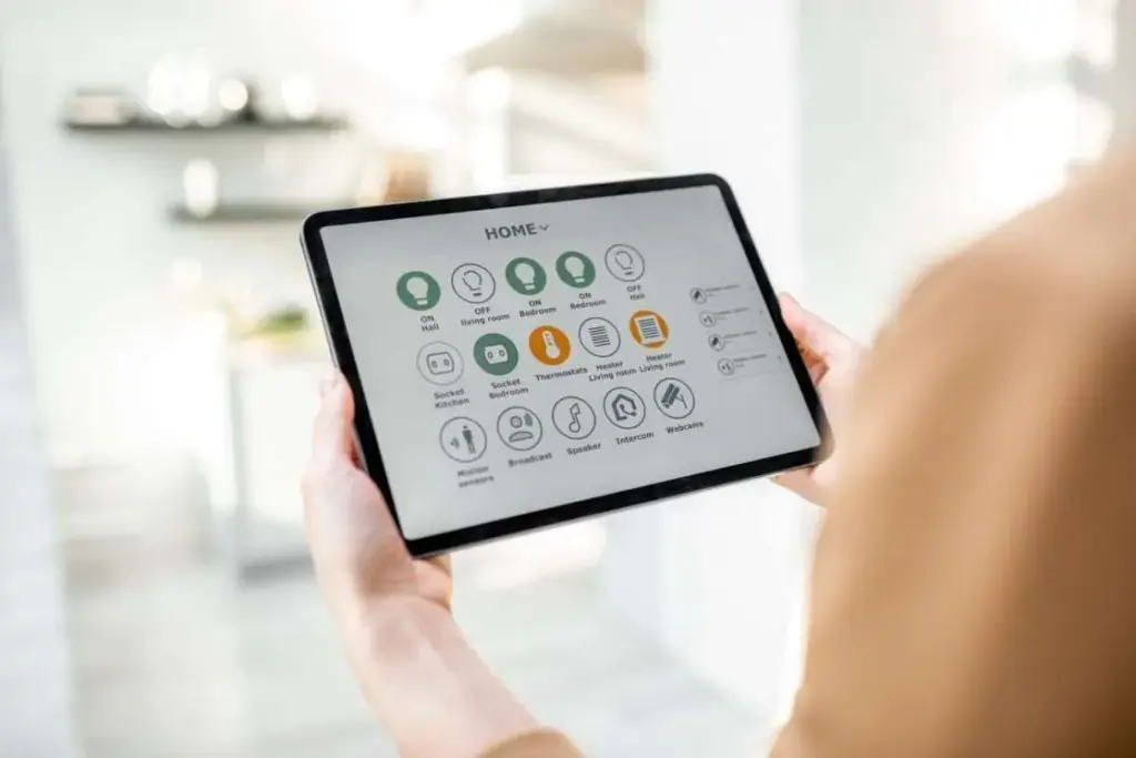 Seguritech implementa soluciones domóticas para cuidar mayores