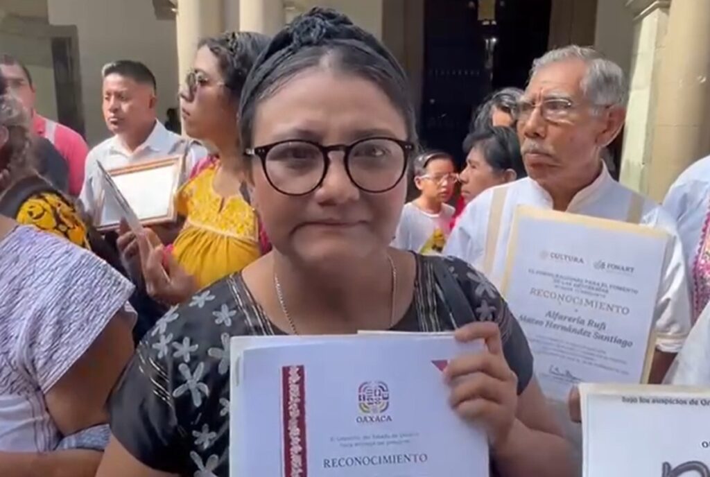 Desplazan a artesanos de pueblos originarios durante Guelaguetza