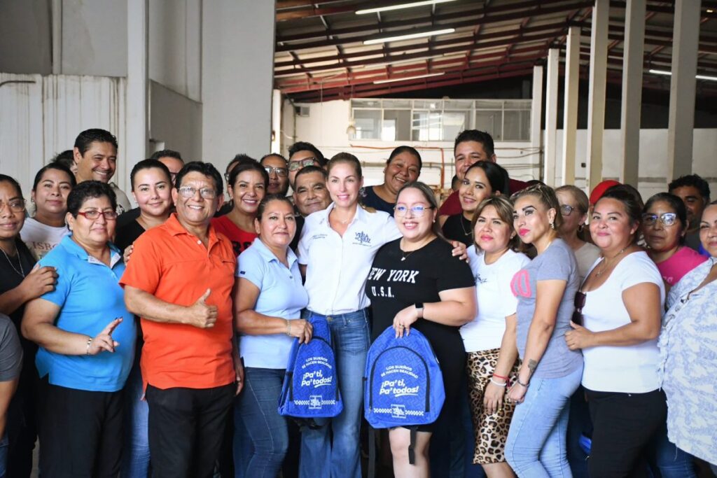 Beneficia Patricia Lobeira Rodríguez a familias con apoyo escolar