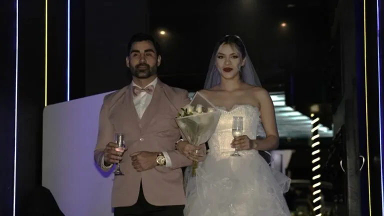 Elektra celebra La Boda Fake y regala experiencias únicas