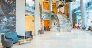 El presidente de Grupo Vazol, Olegario Vázquez Aldir, invirtió en nuevas herramientas digitales para posicionar a los hoteles de Camino Real..