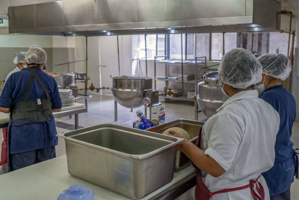 Corporativo Kosmos incorpora la certificación ISO 37301 a su estrategia de gobernanza y gestión de riesgos.
