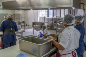 Corporativo Kosmos incorpora la certificación ISO 37301 a su estrategia de gobernanza y gestión de riesgos.