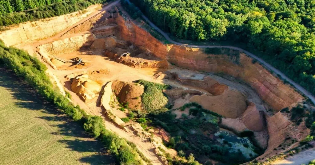 Minería impulsa desarrollo en Oaxaca: Javier Reyes de la Campa.