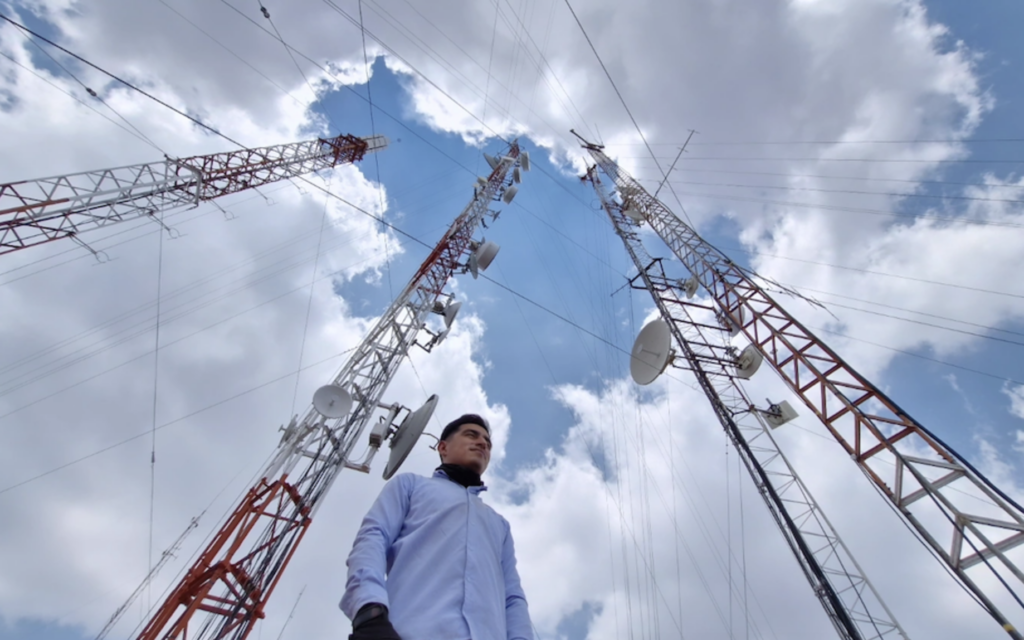 Infraestructura tecnológica de monitoreo y comunicaciones de Seguritech Privada para la prevención de desastres y la atención de emergencias en México.